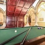 The Wilfred Stone Cross Mansion * Улверстон