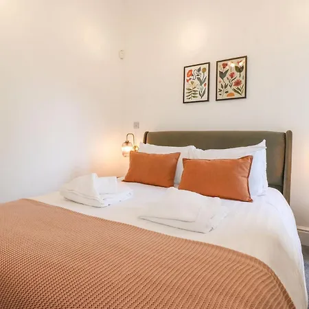 The Wilfred Stone Cross Mansion Lägenhet *