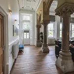 The Wilfred Stone Cross Mansion Appartamento
