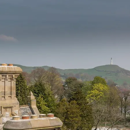 The Wilfred Stone Cross Mansion Apartmán *