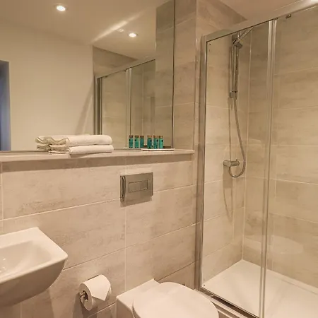 The Wilfred Stone Cross Mansion Apartmán